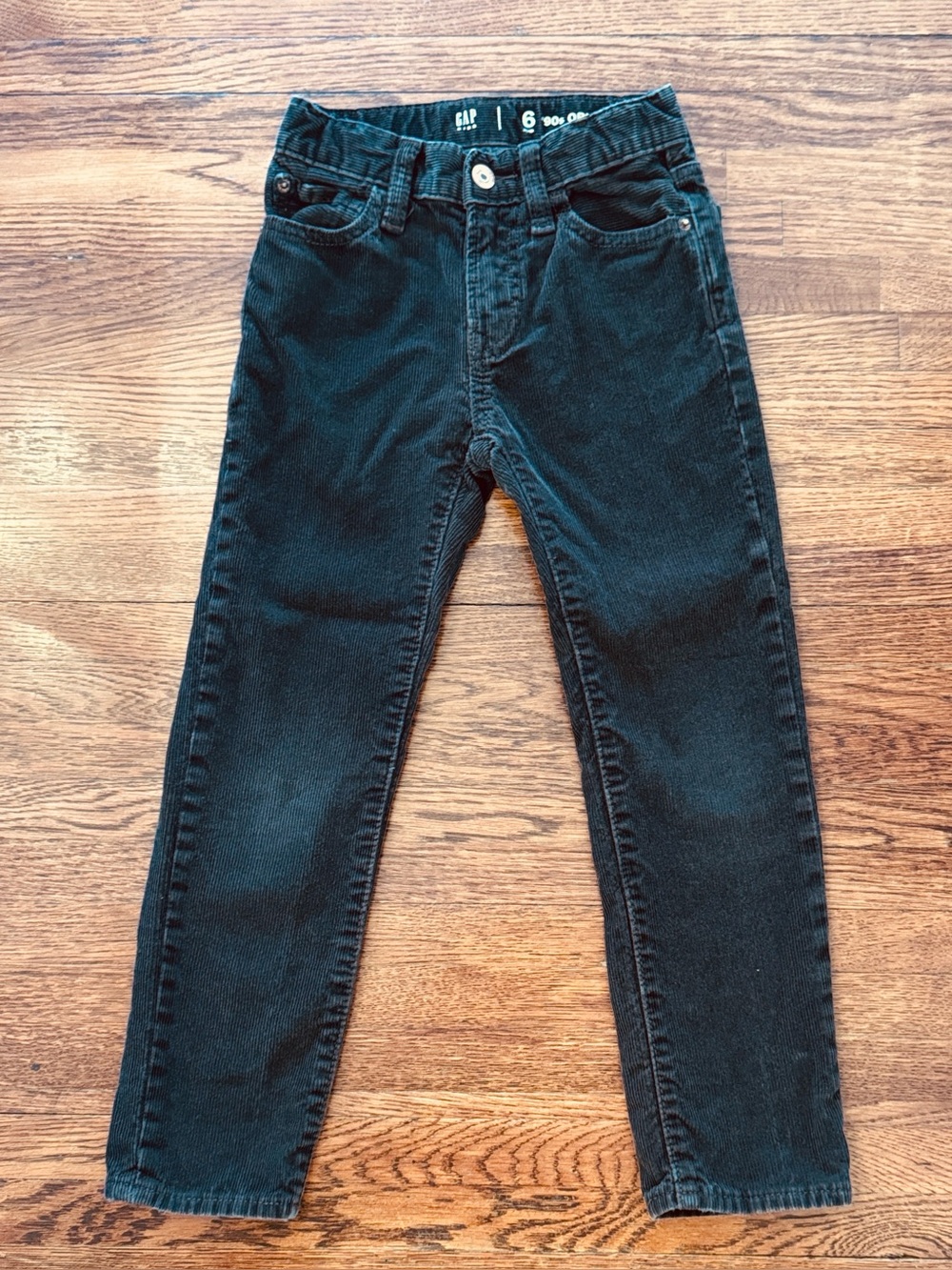 Boys brown 90s straight leg corduroy pants, size 6 slim
